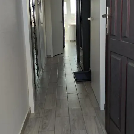 Lejlighed Mieszkanie Blisko Plazy W Pelni Wyposazone